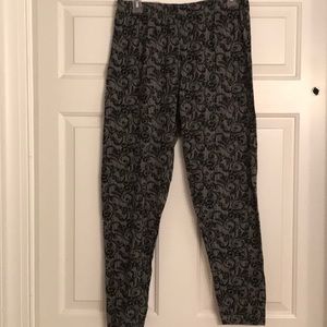 Disney Mickey Mouse leggings size Large